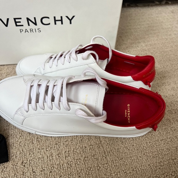 Givenchy Urban Street Knot Sneakers - Picture 6 of 8